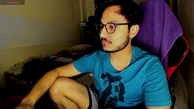 Snapshot of fuckkboy101 chatting on February 7, 2025, 8:31 pm fuckkboy101 online show from February 7, 2025, 8:31 pm