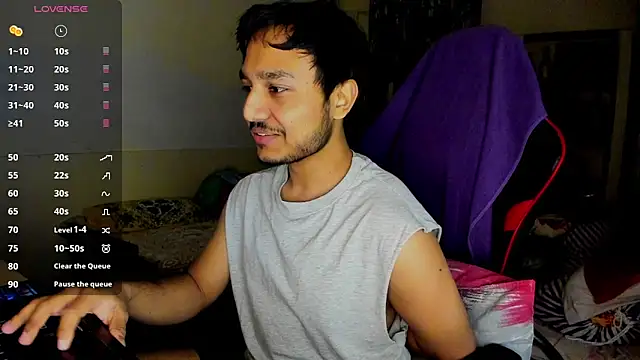 Snapshot of fuckkboy101 chatting on February 26, 2025, 7:32 pm fuckkboy101 online show from February 26, 2025, 7:32 pm