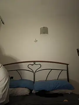 miaceleste online show from February 17, 2025, 7:01 pm