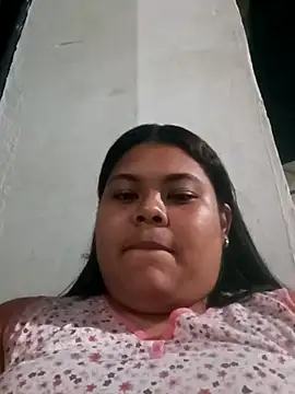 Snapshot of tugordabella chatting on July 10, 2026, 5:51 am tugordabella online show from July 10, 2026, 5:51 am