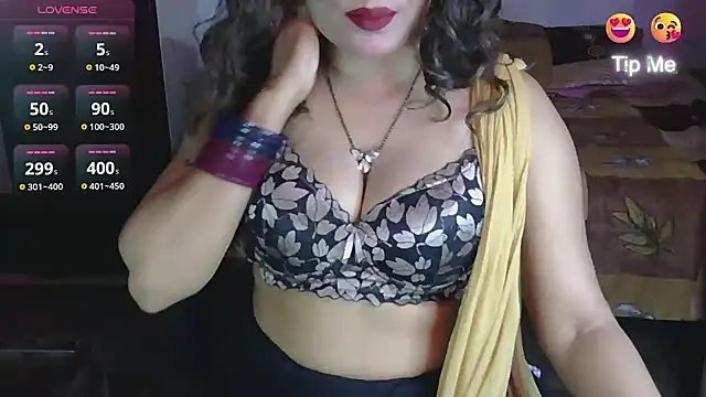 Snapshot of Anjaji-90 chatting on June 19, 2026, 4:35 pm Anjaji-90 online show from June 19, 2026, 4:35 pm