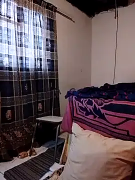 KMbesxxx online show from September 10, 2025, 4:33 am