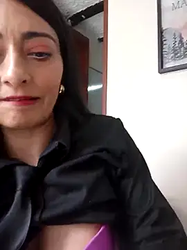 Snapshot of BELLA--26 chatting on February 28, 2025, 7:25 pm BELLA--26 online show from February 28, 2025, 7:25 pm