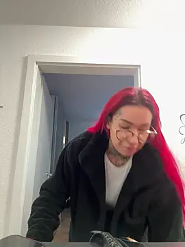 Mia-Fuchs online show from January 16, 2026, 2:43 pm