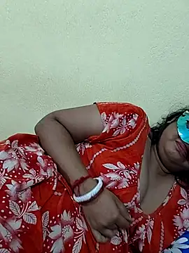 Snapshot of _MilkyBar chatting on July 21, 2026, 5:58 pm MilkyBar online show from July 21, 2026, 5:58 pm