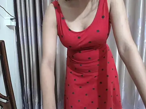 Elena-Cruz online show from February 18, 2025, 6:58 pm