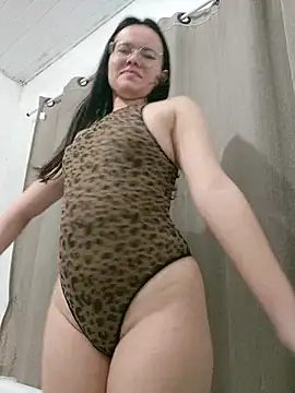 camillebr online show from October 3, 2025, 11:39 pm