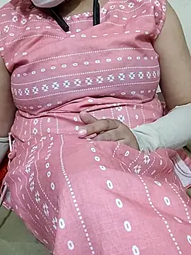 Snapshot of mallupriyapriya chatting on November 24, 2025, 4:56 am mallupriyapriya online show from November 24, 2025, 4:56 am