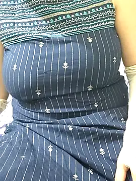 Snapshot of mallupriyapriya chatting on February 5, 2026, 4:47 pm mallupriyapriya online show from February 5, 2026, 4:47 pm