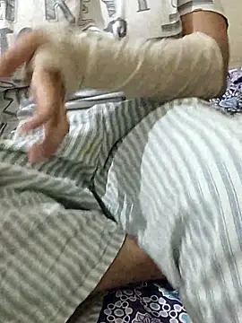 Snapshot of mallupriyapriya chatting on February 9, 2026, 10:41 pm mallupriyapriya online show from February 9, 2026, 10:41 pm