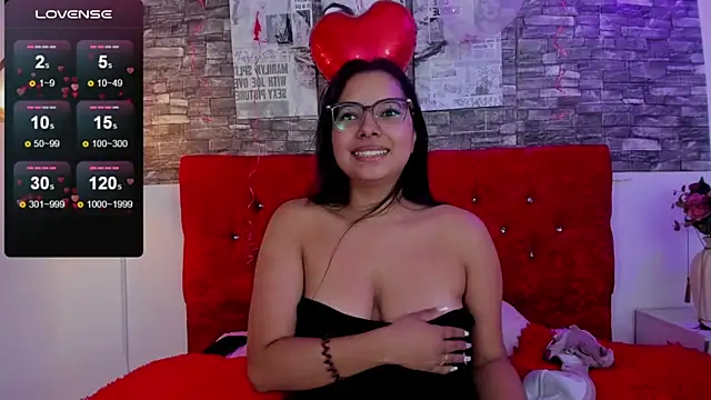 Snapshot of Emily_sc chatting on February 7, 2025, 6:56 pm Emily sc online show from February 7, 2025, 6:56 pm