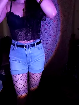 Snapshot of Angelnirvanaa chatting on December 15, 2025, 9:15 am Angelnirvanaa online show from December 15, 2025, 9:15 am