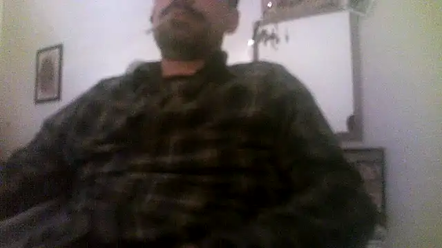 Snapshot of Patrickhound chatting on November 22, 2025, 1:26 am Patrickhound online show from November 22, 2025, 1:26 am