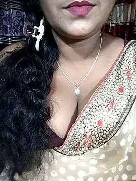 YERY HOT online show from November 1, 2025, 6:02 pm