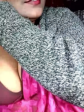 YERY HOT online show from January 18, 2026, 5:38 pm