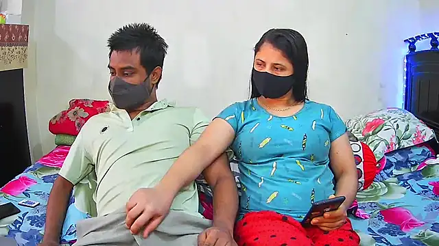 Hot Nila online show from December 3, 2025, 2:56 am