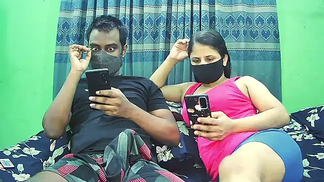 Hot Nila online show from October 29, 2025, 2:54 am