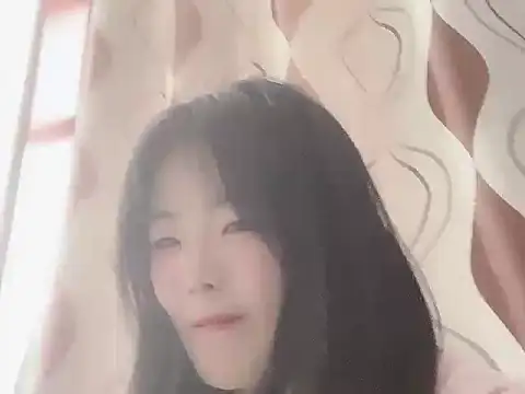 Koi-Serenac online show from February 20, 2025, 1:57 am