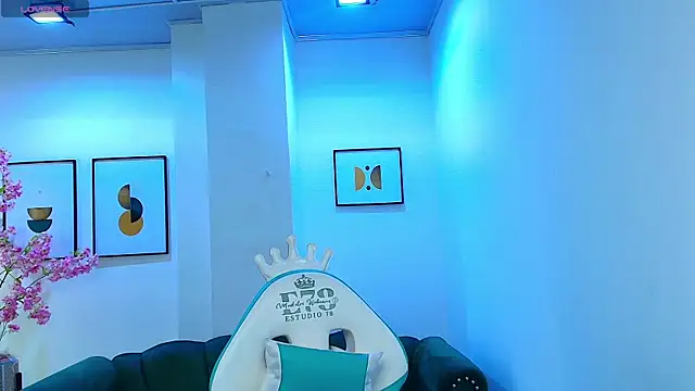 Arianna sweeet online show from October 17, 2025, 3:10 am