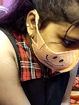 Snapshot of nikitacute23 chatting on March 8, 2025, 5:22 pm nikitacute23 online show from March 8, 2025, 5:22 pm