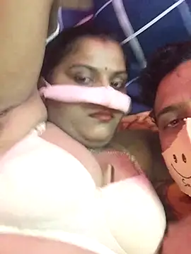 Snapshot of nikitacute23 chatting on March 13, 2025, 6:01 pm nikitacute23 online show from March 13, 2025, 6:01 pm