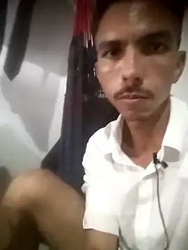 MagrinhoSaradoo online show from March 7, 2025, 3:51 am