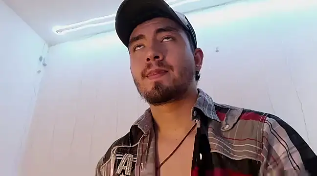 Snapshot of Dante_Bones chatting on March 12, 2025, 4:35 pm Dante Bones online show from March 12, 2025, 4:35 pm