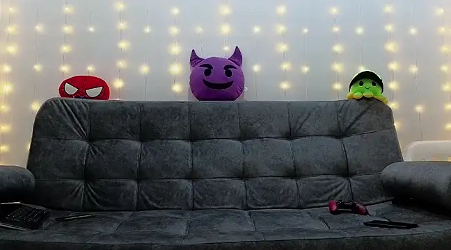 Snapshot of ErickBrant chatting on February 12, 2025, 2:14 am ErickBrant online show from February 12, 2025, 2:14 am