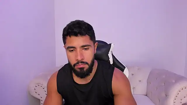 Santiago huntt online show from February 6, 2026, 8:27 pm