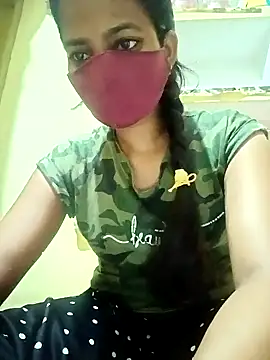 Snapshot of Pooja_cut chatting on September 23, 2025, 4:47 pm Pooja cut online show from September 23, 2025, 4:47 pm