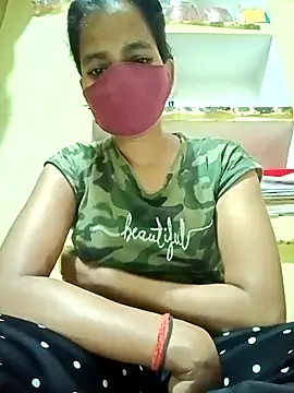 Snapshot of Pooja_cut chatting on September 12, 2025, 5:13 pm Pooja cut online show from September 12, 2025, 5:13 pm