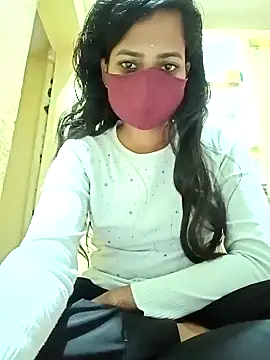 Snapshot of Pooja_cut chatting on March 7, 2025, 4:44 pm Pooja cut online show from March 7, 2025, 4:44 pm