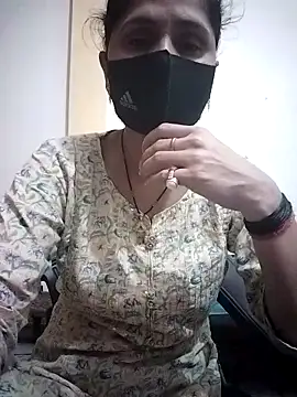 Snapshot of priyancyfun chatting on March 20, 2025, 4:42 pm priyancyfun online show from March 20, 2025, 4:42 pm