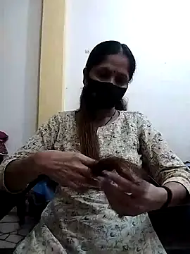 Snapshot of priyancyfun chatting on March 18, 2025, 1:44 pm priyancyfun online show from March 18, 2025, 1:44 pm