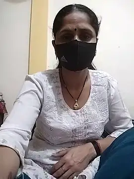 Snapshot of priyancyfun chatting on March 13, 2025, 8:11 pm priyancyfun online show from March 13, 2025, 8:11 pm