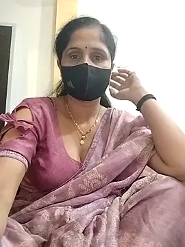 Snapshot of priyancyfun chatting on October 14, 2025, 5:24 pm priyancyfun online show from October 14, 2025, 5:24 pm