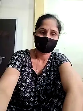 Snapshot of priyancyfun chatting on October 8, 2025, 5:09 am priyancyfun online show from October 8, 2025, 5:09 am