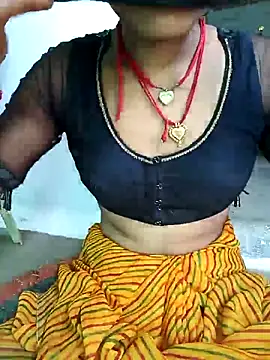 Snapshot of Amaya_Bajwa chatting on February 28, 2025, 8:42 am Amaya Bajwa online show from February 28, 2025, 8:42 am