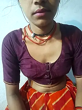 Snapshot of Amaya_Bajwa chatting on March 12, 2025, 10:28 pm Amaya Bajwa online show from March 12, 2025, 10:28 pm