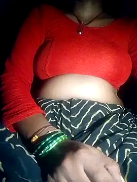 Snapshot of Amaya_Bajwa chatting on October 2, 2025, 3:37 pm Amaya Bajwa online show from October 2, 2025, 3:37 pm