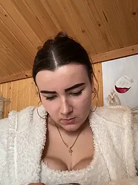 mewKate online show from March 3, 2026, 2:57 pm