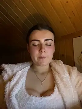 mewKate online show from March 18, 2026, 6:09 pm