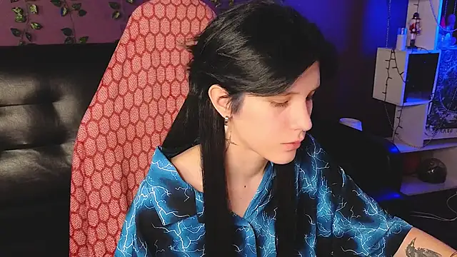 Snapshot of Hyeon_Jin chatting on February 13, 2025, 1:40 am Hyeon Jin online show from February 13, 2025, 1:40 am