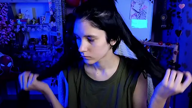 Snapshot of Hyeon_Jin chatting on February 16, 2025, 9:27 pm Hyeon Jin online show from February 16, 2025, 9:27 pm