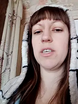 Snapshot of Calibers2932 chatting on February 5, 2026, 8:21 am Calibers2932 online show from February 5, 2026, 8:21 am