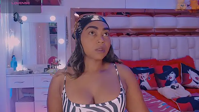 Snapshot of Aliana_Ross chatting on February 23, 2026, 8:04 am Aliana Ross online show from February 23, 2026, 8:04 am