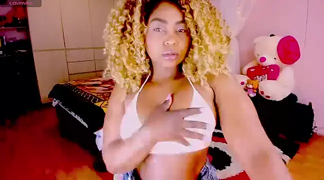 Aliana Ross online show from March 7, 2025, 8:45 am