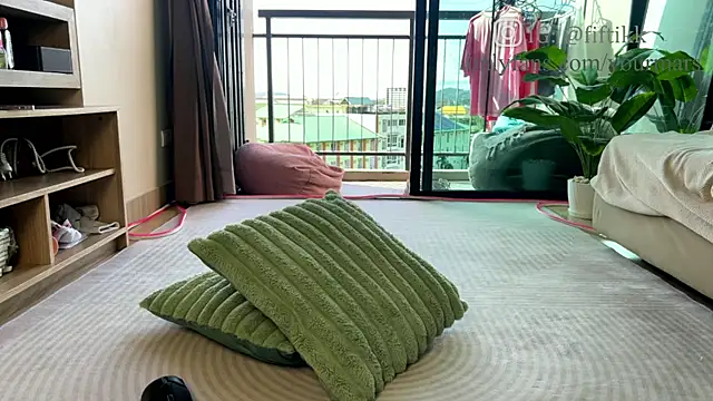 YourMarsLove online show from September 22, 2025, 1:33 am