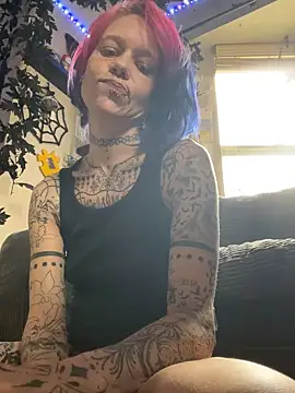 trashbrat online show from May 19, 2026, 8:27 pm