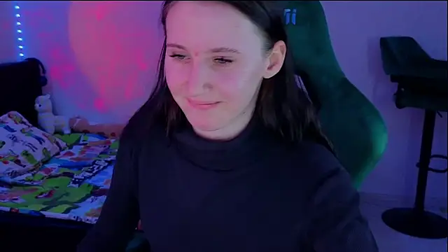 mon lola online show from March 12, 2025, 8:52 pm